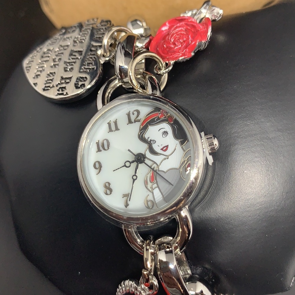 Disney watch - Picture 9 of 12